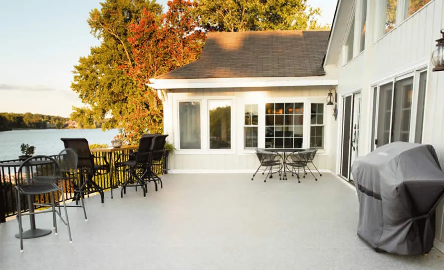 Why a Vinyl Deck Covering Is the Best Investment for Your Outdoor Space