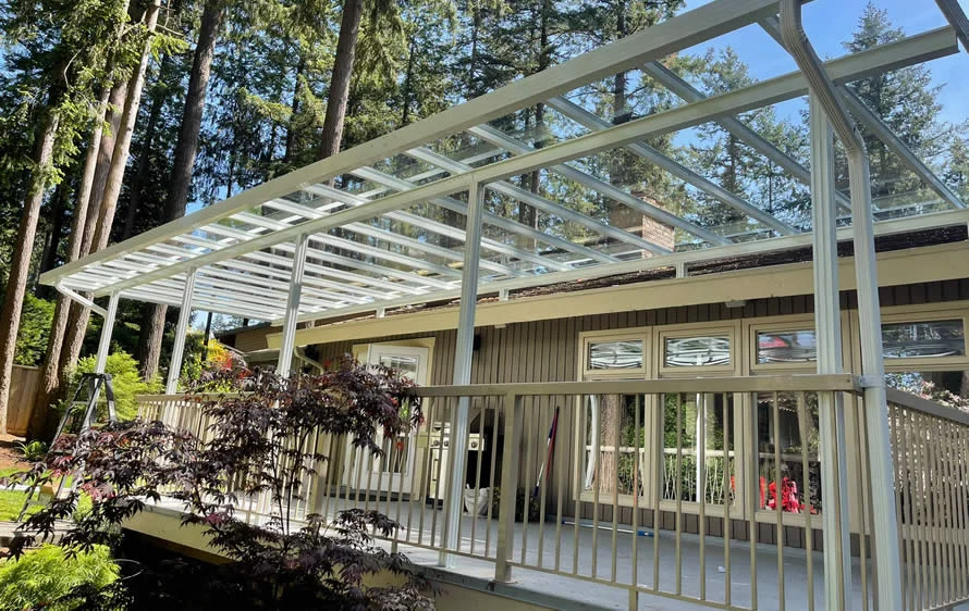 Is aluminum good for deck railing